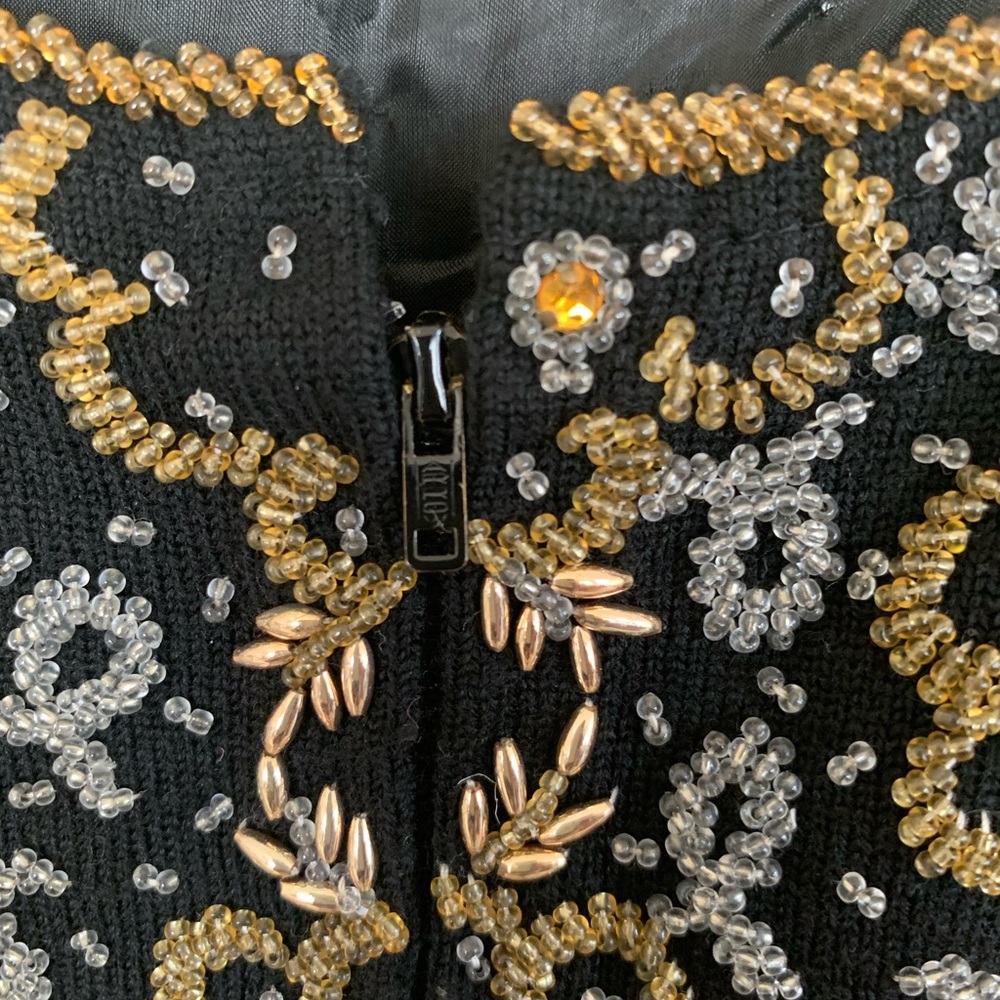✨1940’s/1950 VINTAGE Unbranded unique beaded vest - Picture 10 of 15